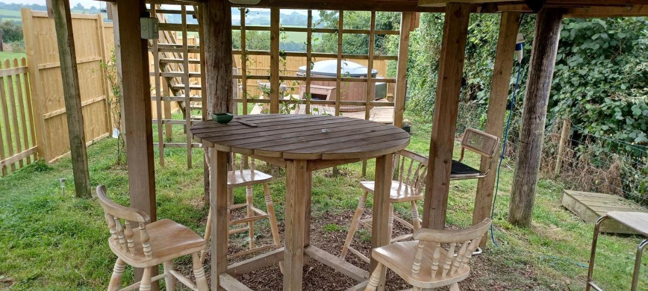 Norwell View Farm Glamping With Hot Tubs Ξενοδοχείο Μπαθ Εξωτερικό φωτογραφία