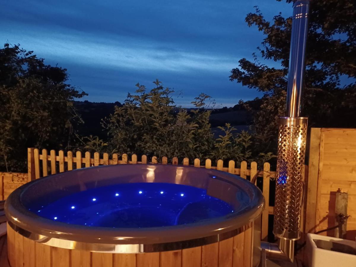 Norwell View Farm Glamping With Hot Tubs Ξενοδοχείο Μπαθ Εξωτερικό φωτογραφία